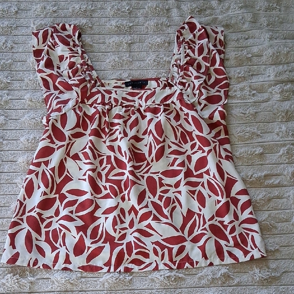 Sanctuary White and Red Ruched Ruffled Sleeveless Blouse Large